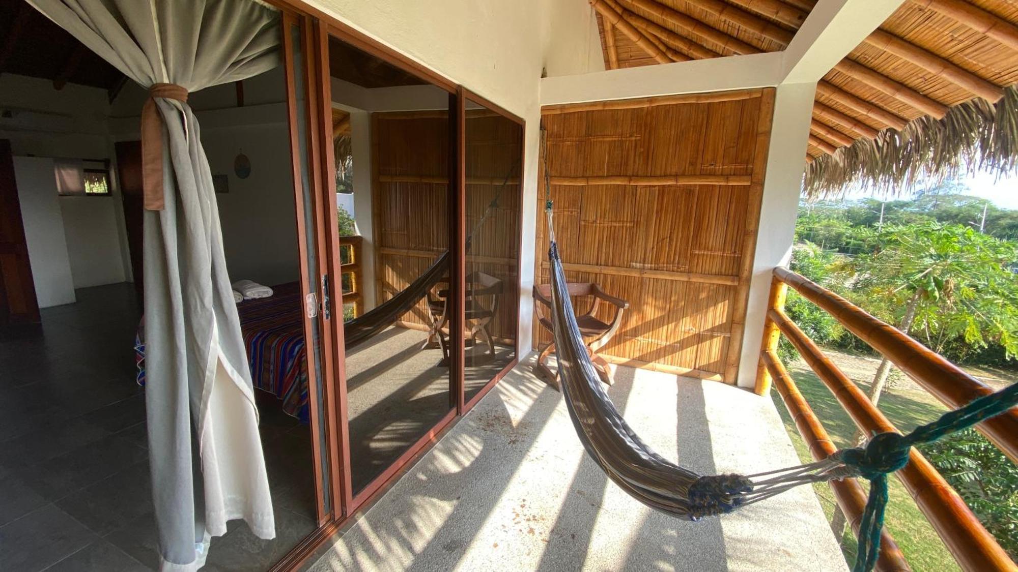 Hosteria Guachapeli Las Tunas Exterior foto